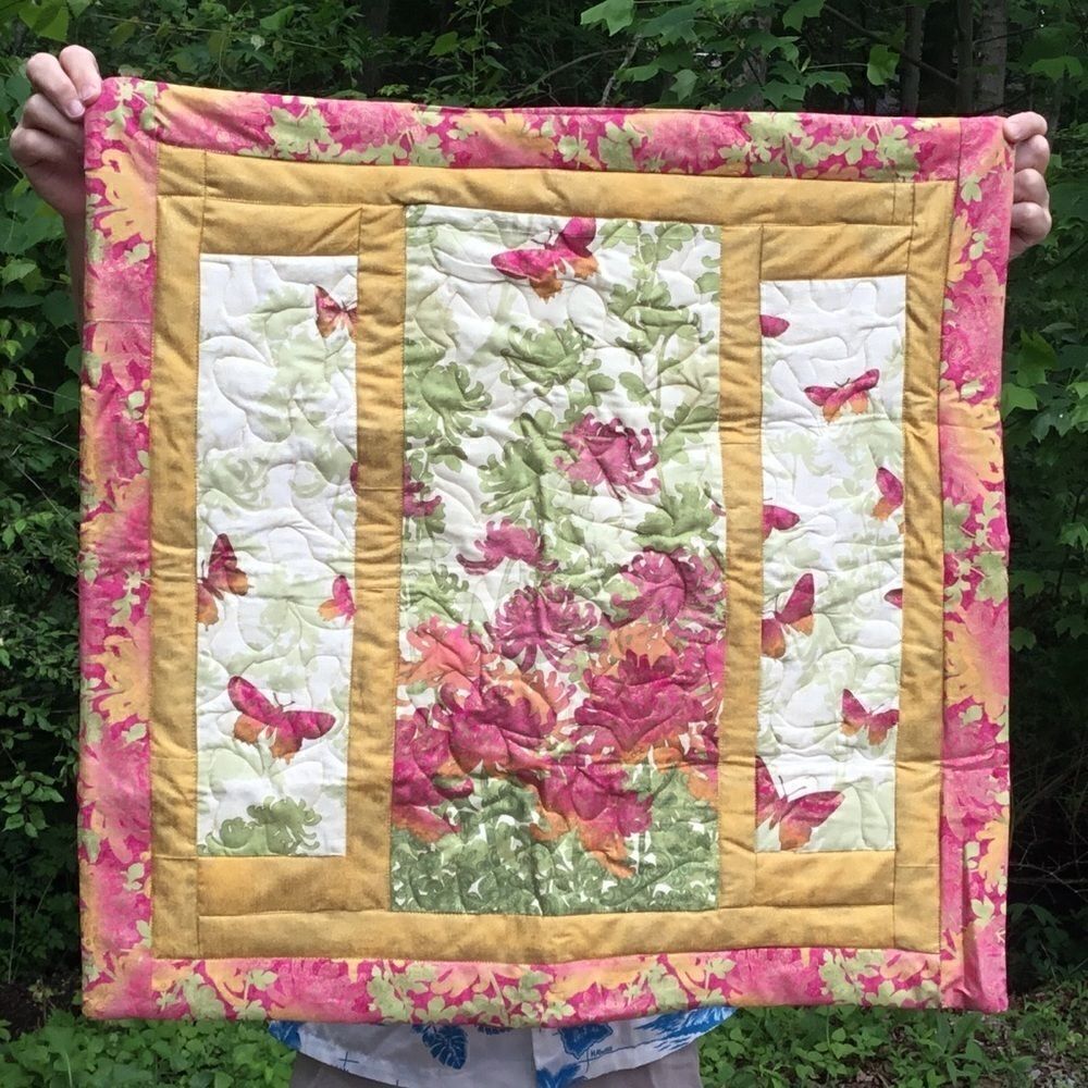 NWT. Hand Crafted Quilted Wall Hanging